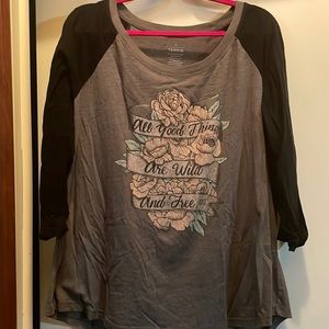 Grey Torrid top with black three quarter length sleeves